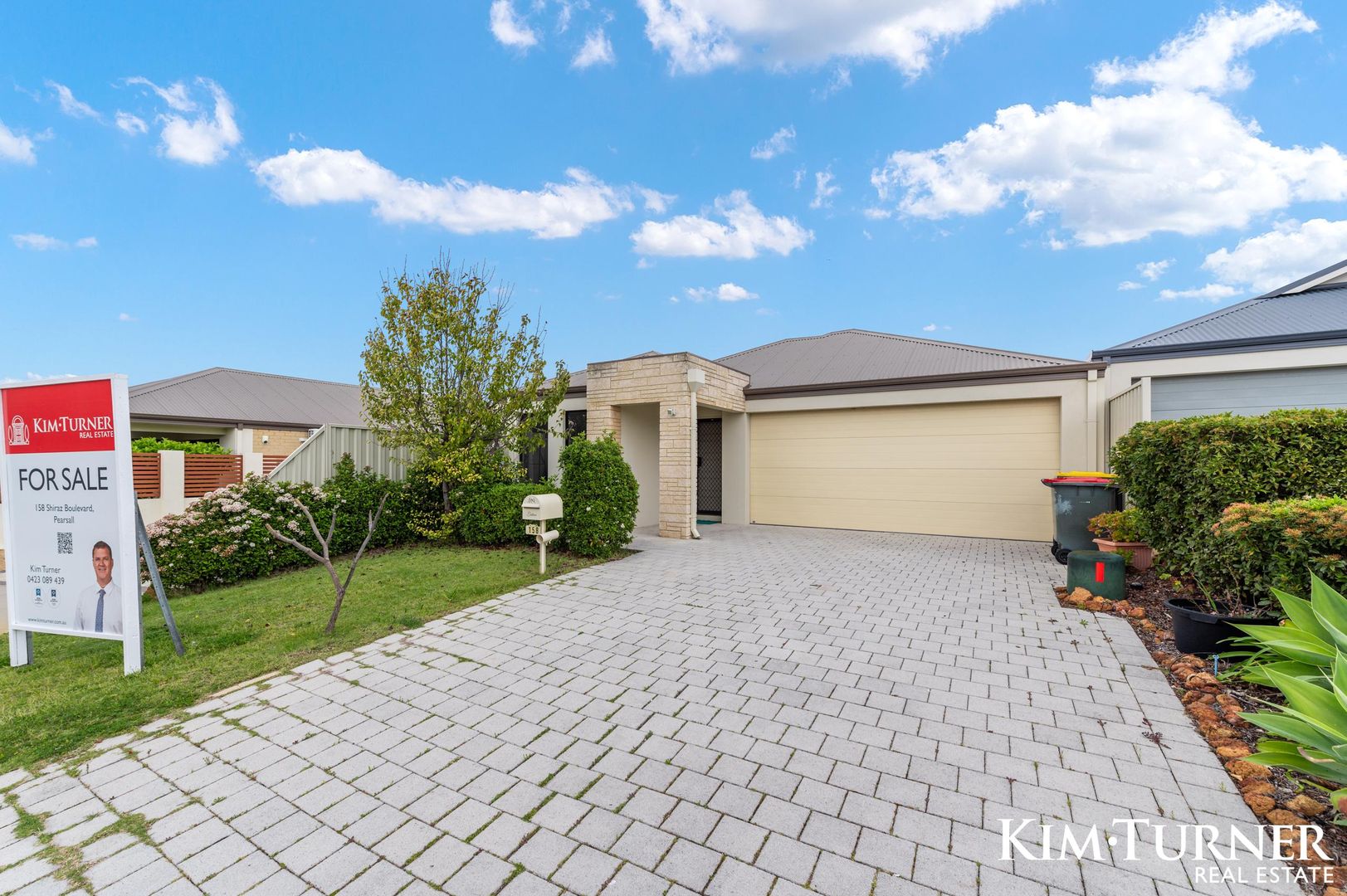 158 Shiraz Boulevard, Pearsall WA 6065, Image 1