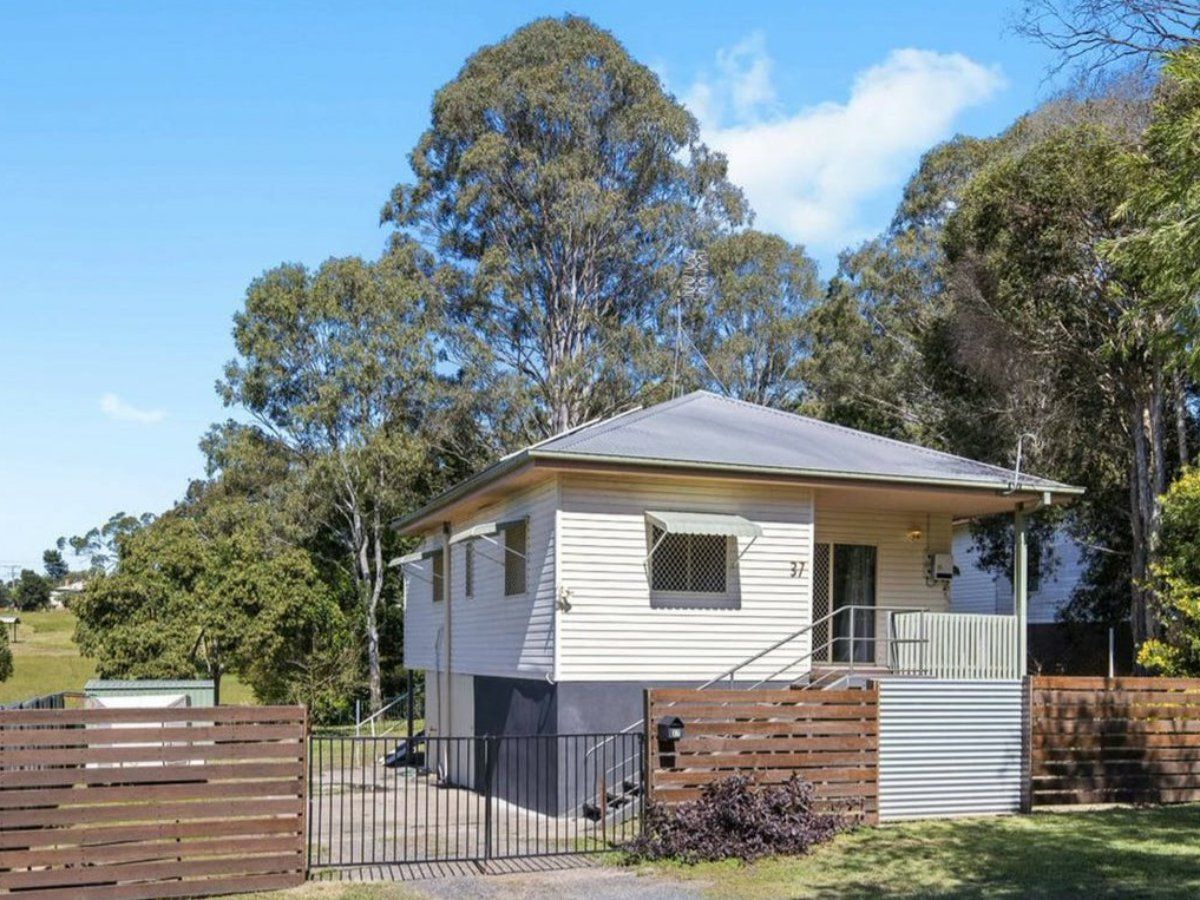 35-37 Nicholson Street, South Kempsey NSW 2440