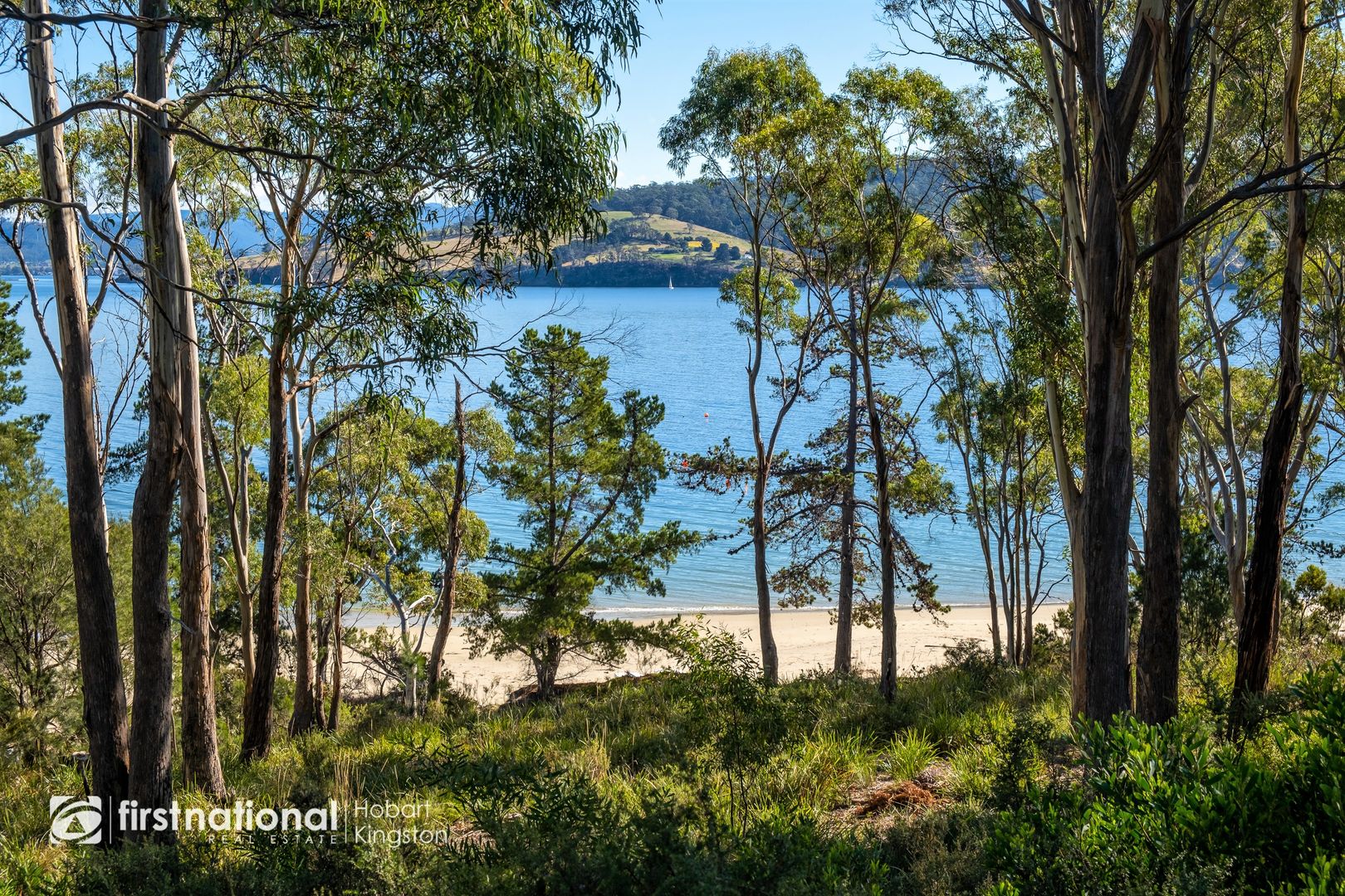 35 Cox Drive, Dennes Point TAS 7150, Image 2