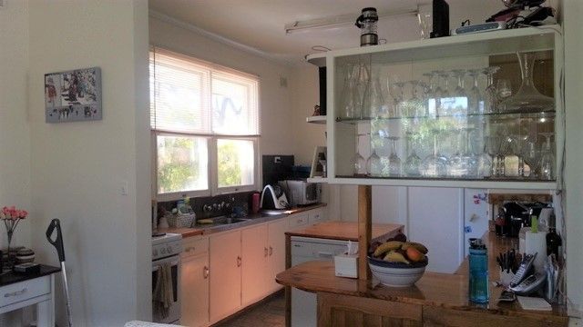 14 Willunga Street, Eden Hills SA 5050, Image 2