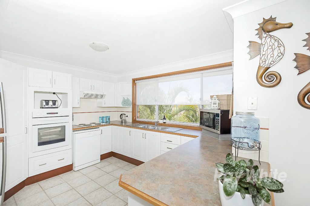 65 Harborne Avenue, Rathmines NSW 2283, Image 2