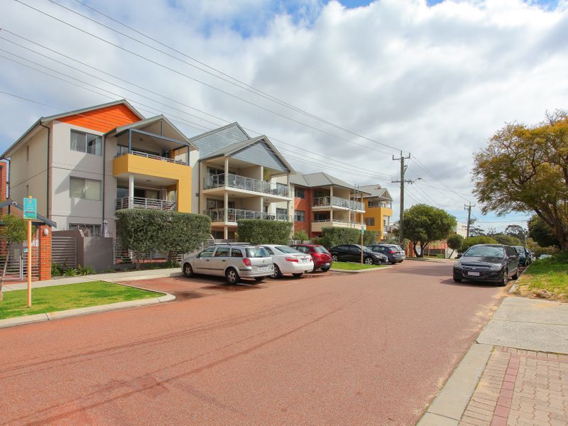 3 bedrooms Apartment / Unit / Flat in 19/49 Sixth Avenue MAYLANDS WA, 6051