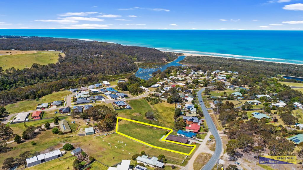 65 Lake Bunga Beach Road, Lake Bunga VIC 3909, Image 0