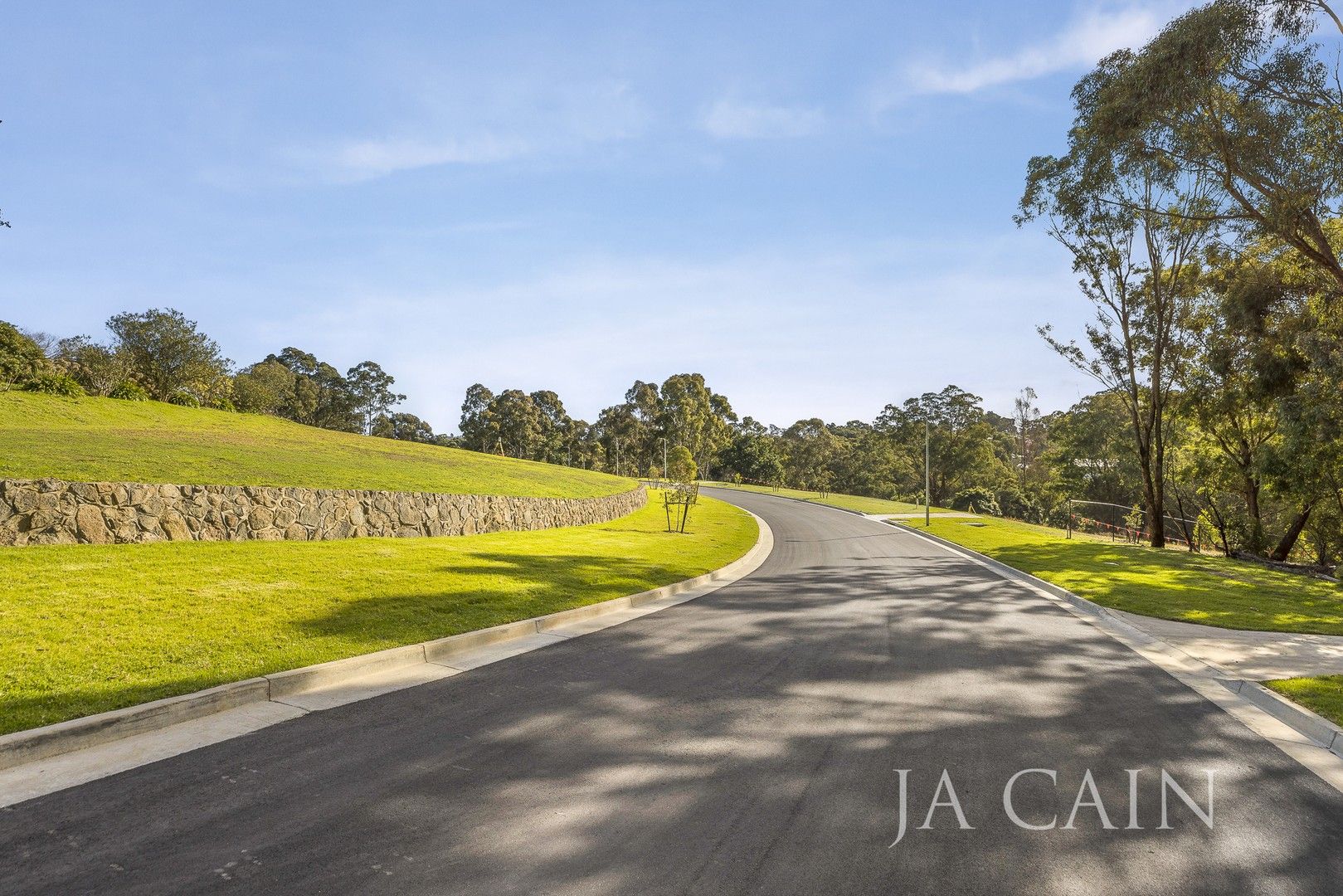 1 Marist Place, Templestowe VIC 3106, Image 2