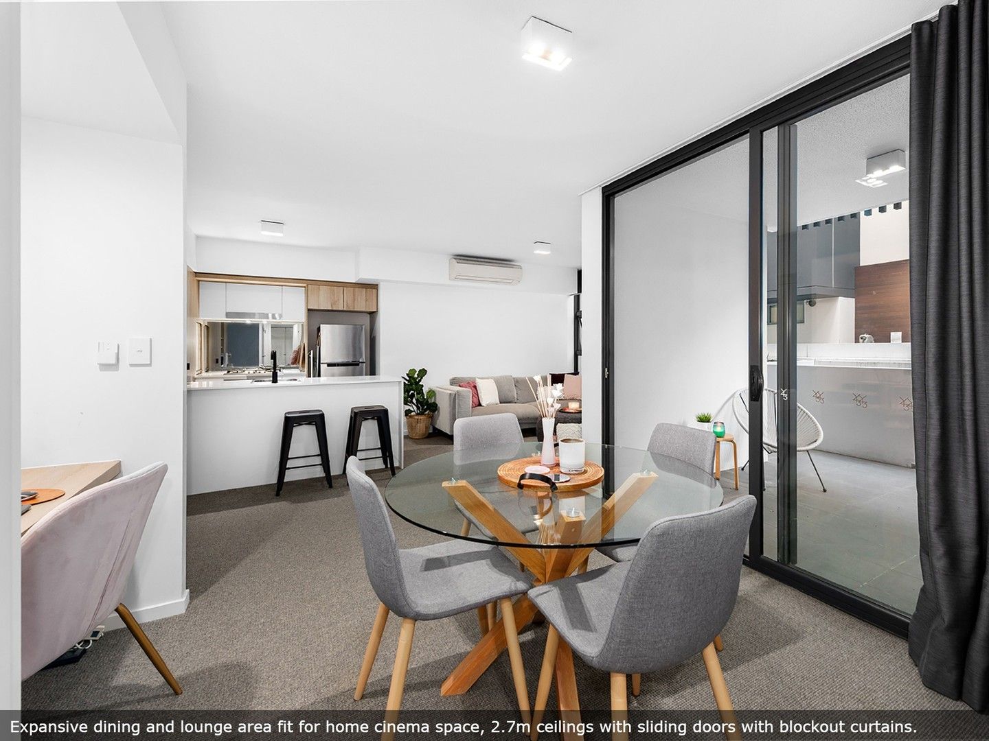 1 bedrooms Apartment / Unit / Flat in 403/43 Wyandra Street TENERIFFE QLD, 4005