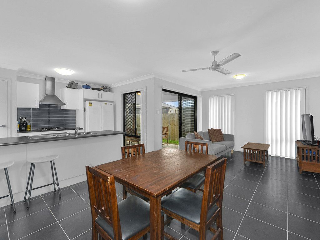 33 Elizabeth Road, Griffin QLD 4503, Image 0