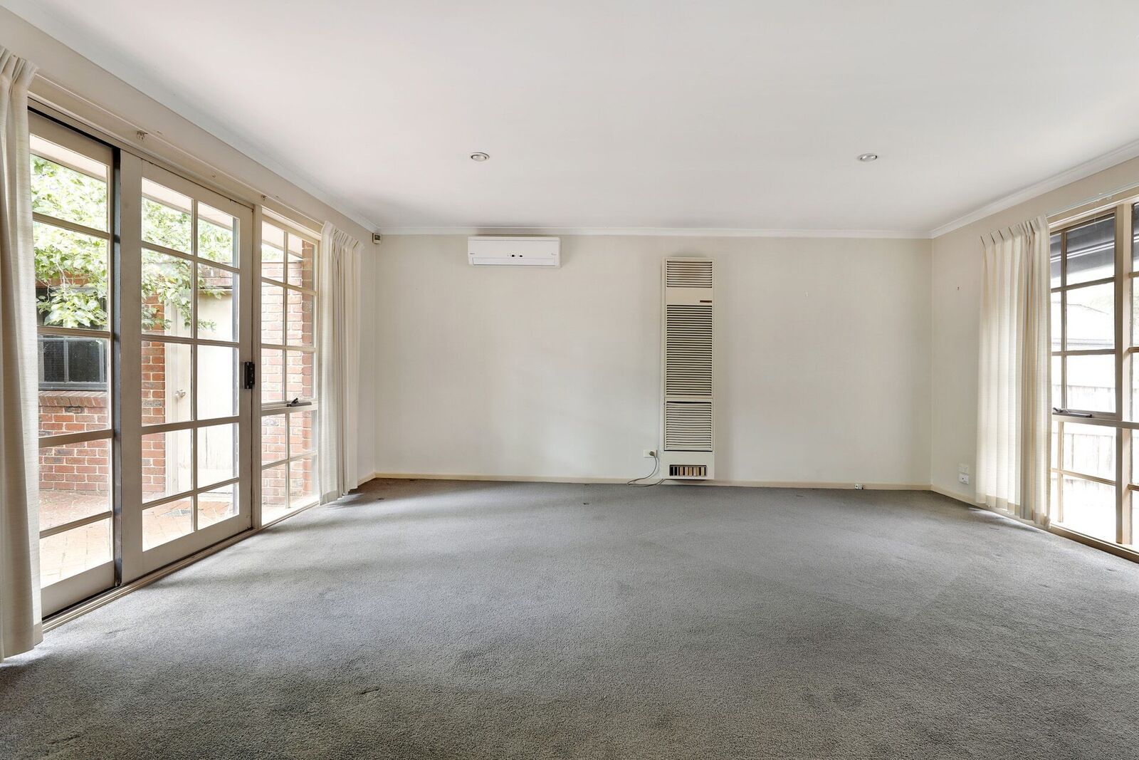 2/64 Abbeygate Street, Oakleigh VIC 3166, Image 2