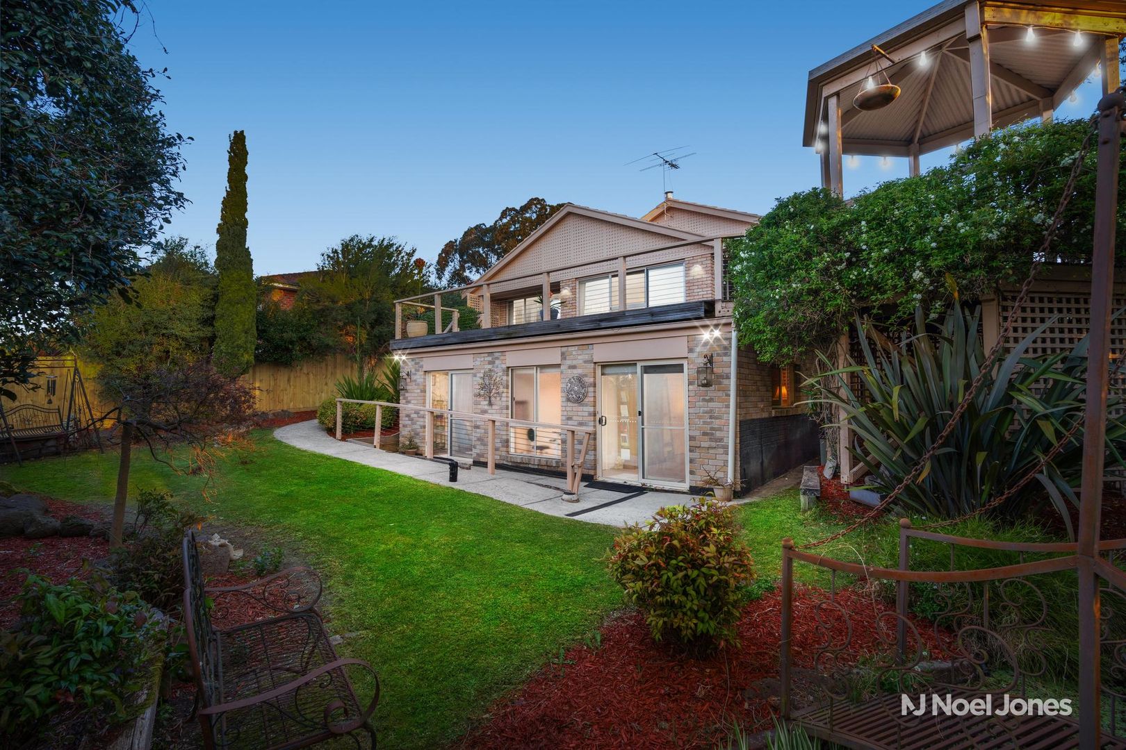 76 Lakeview Drive, Lilydale VIC 3140