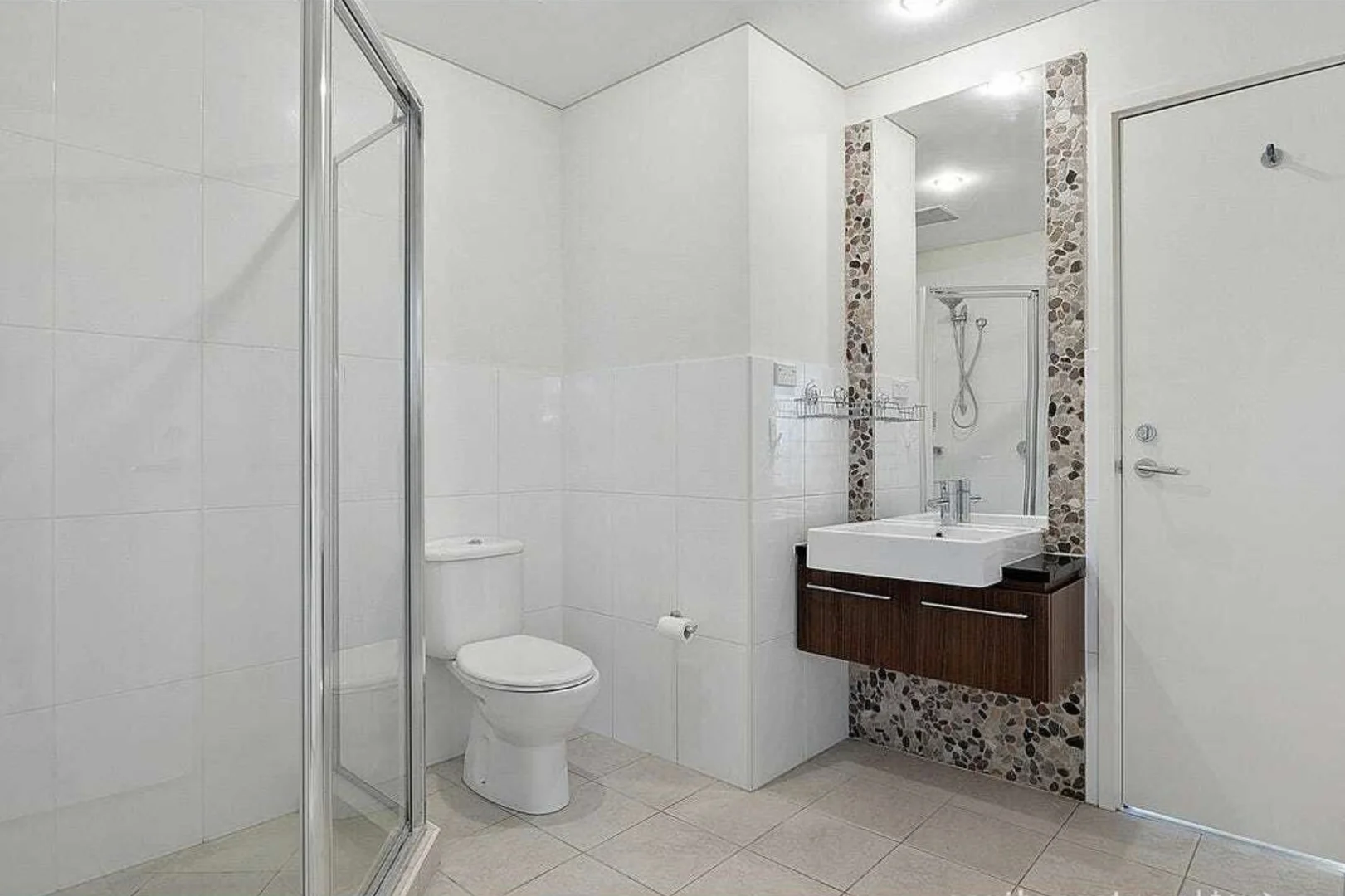 Additional image 9 of Unit 407/162 Hindmarsh Road, Victor Harbor SA 5211