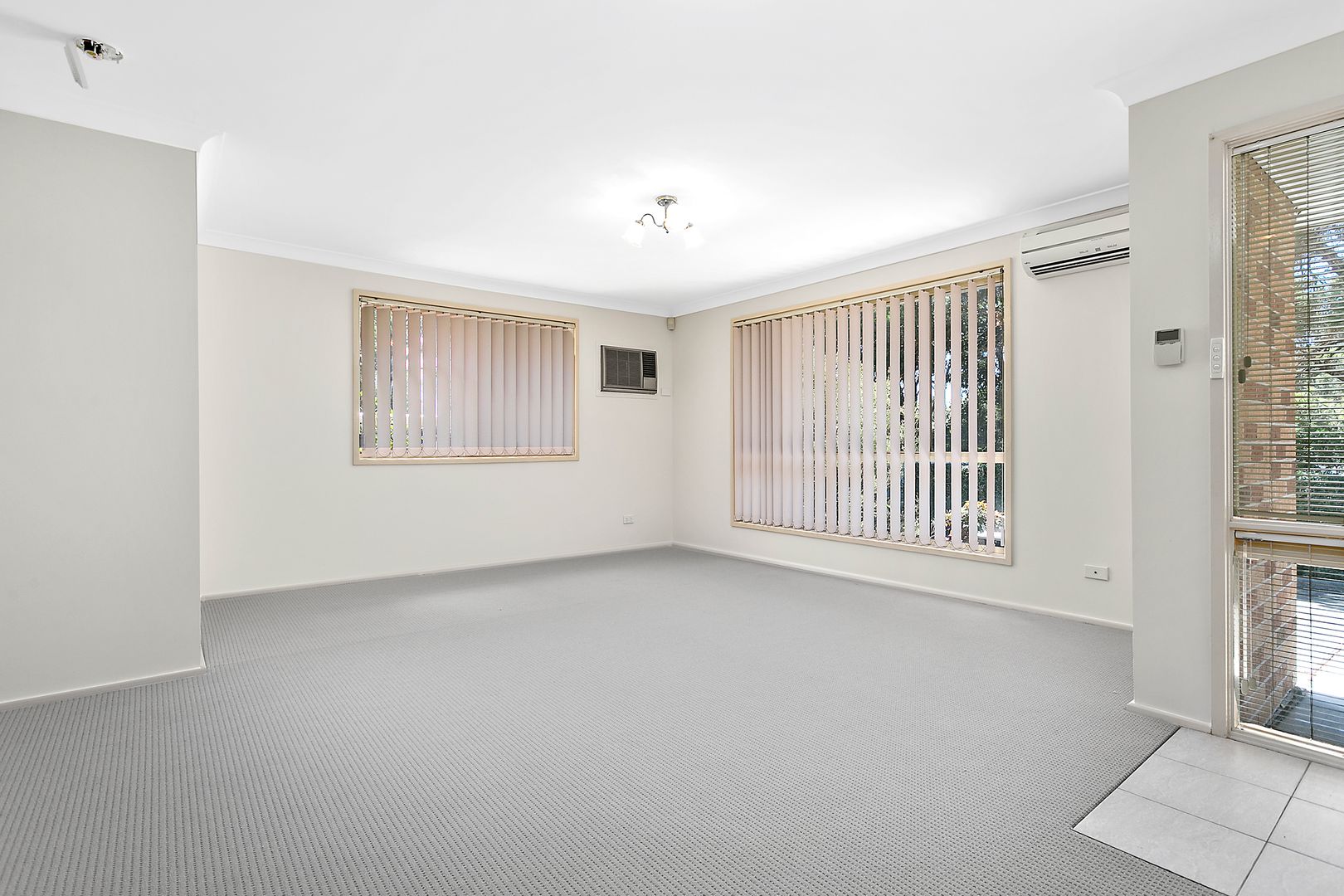 2/2 Daintree Drive, Albion Park NSW 2527, Image 2