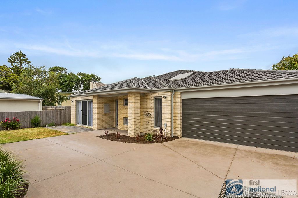 2/1 Braidwood Avenue, Rosebud VIC 3939, Image 0