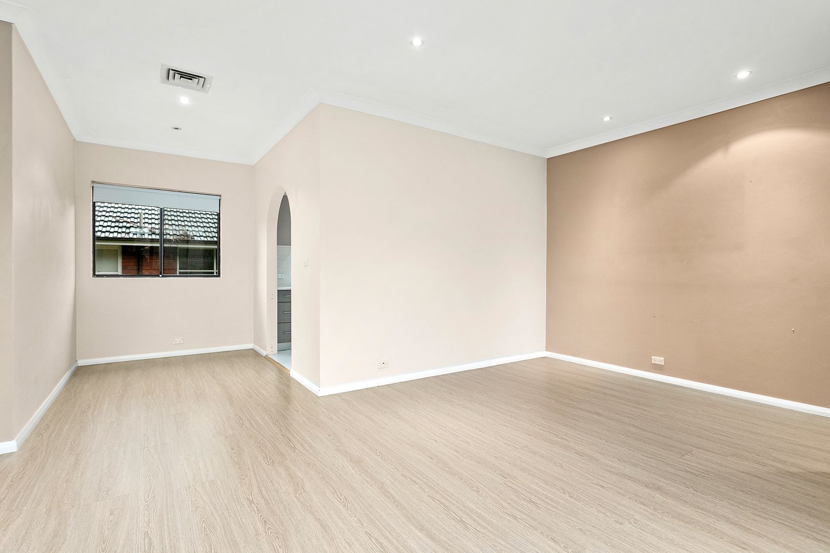 4/8 Andover Street, Carlton NSW 2218, Image 2