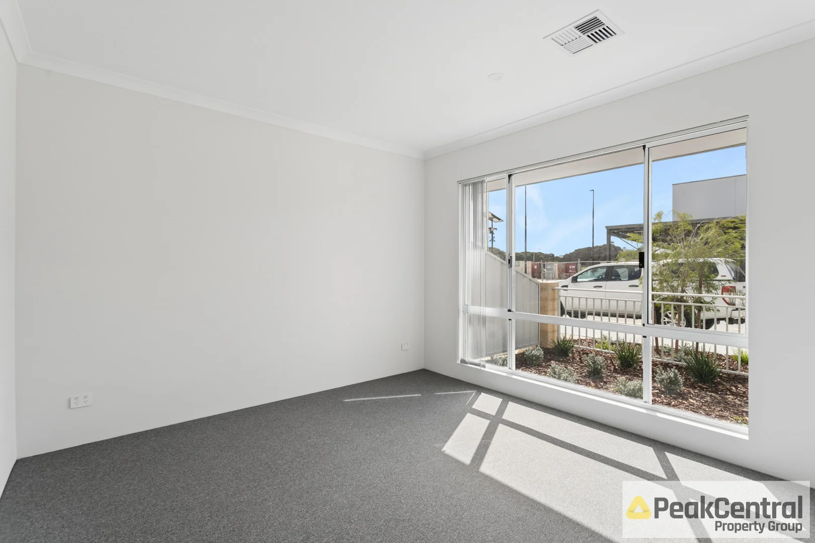 Additional image 2 of 27 Azzurra Loop, Two Rocks WA 6037