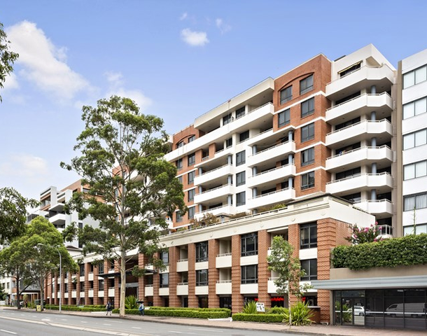 40/121-133 Pacific Highway, Hornsby NSW 2077