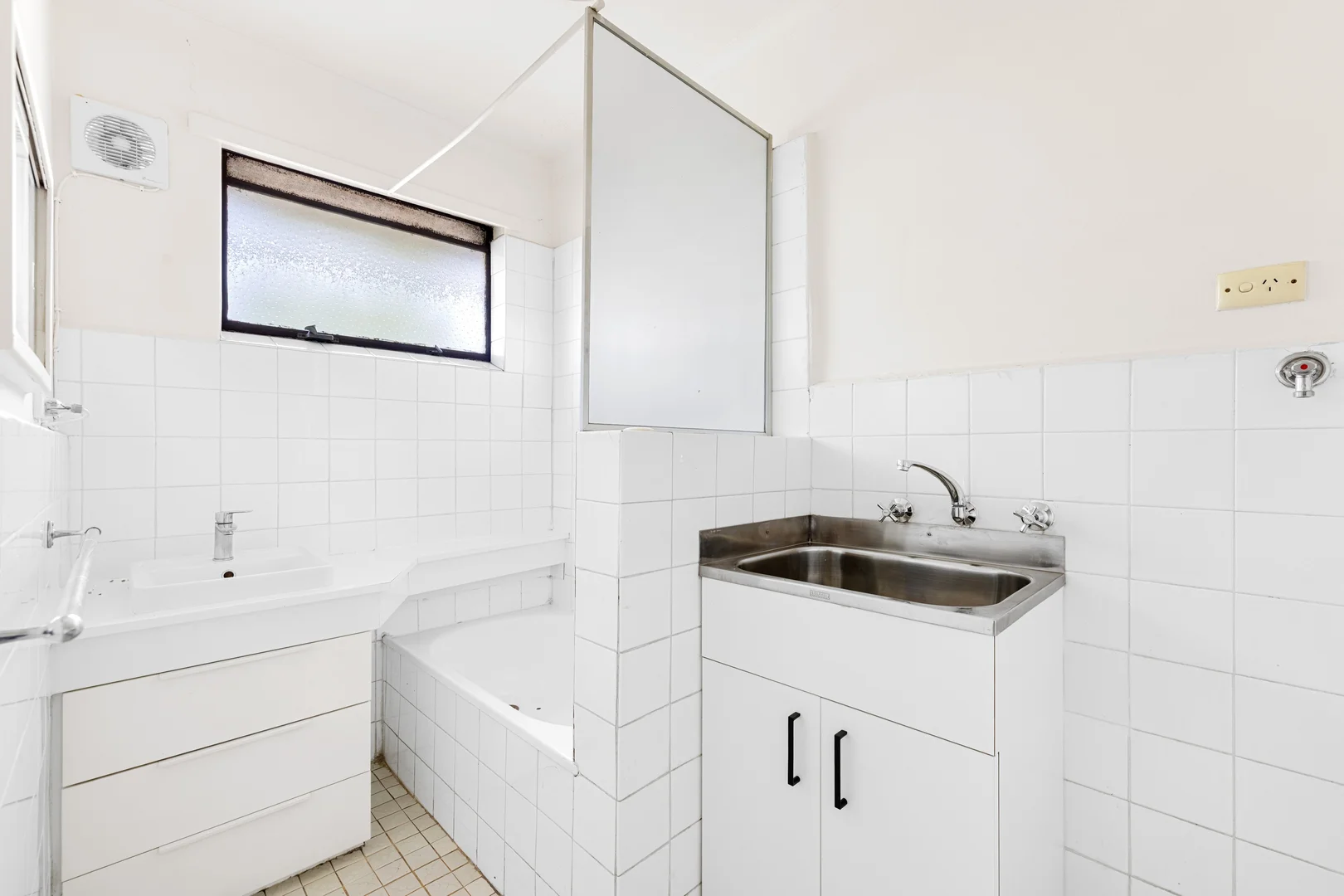 Additional image 3 of 10/55 Cowper Street, Footscray VIC 3011