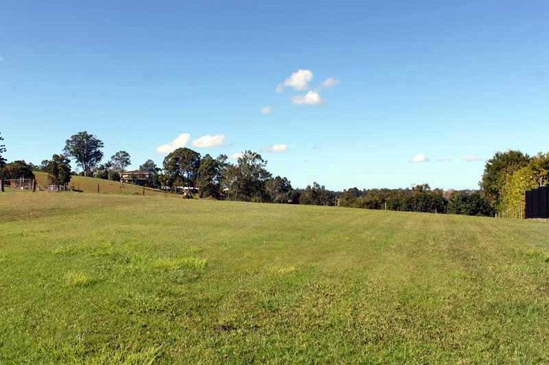 22 Springfields Drive, Greenhill NSW 2440, Image 0