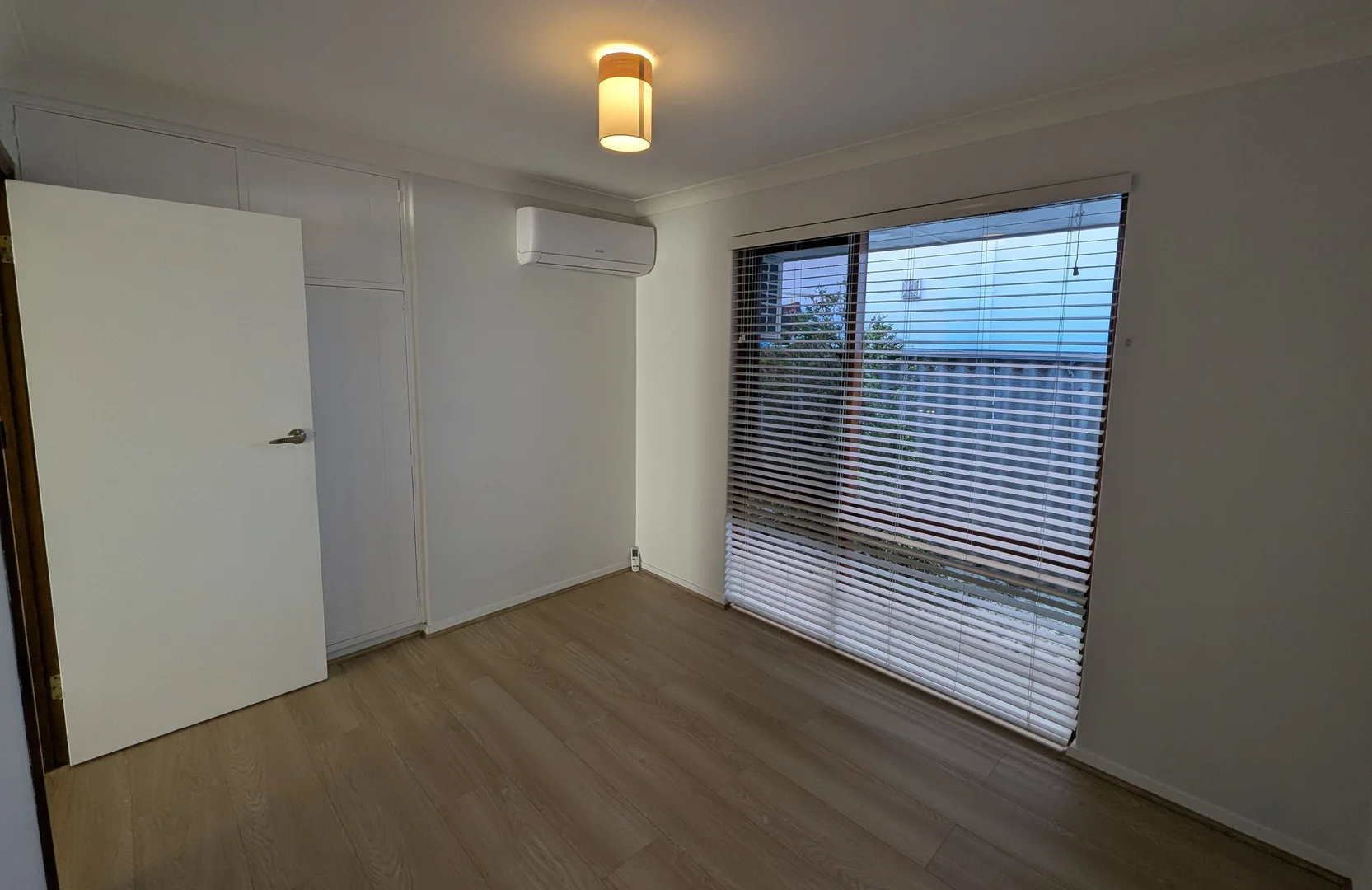 Additional image 13 of 234 Riseley Street, Booragoon WA 6154