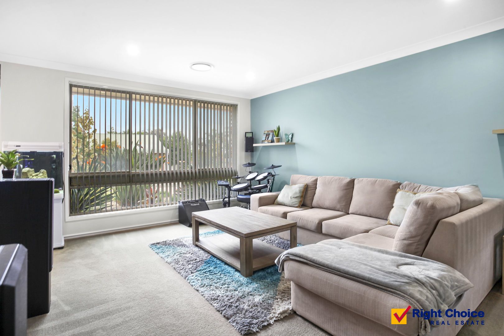 27 Charlotte Crescent, Albion Park NSW 2527, Image 1