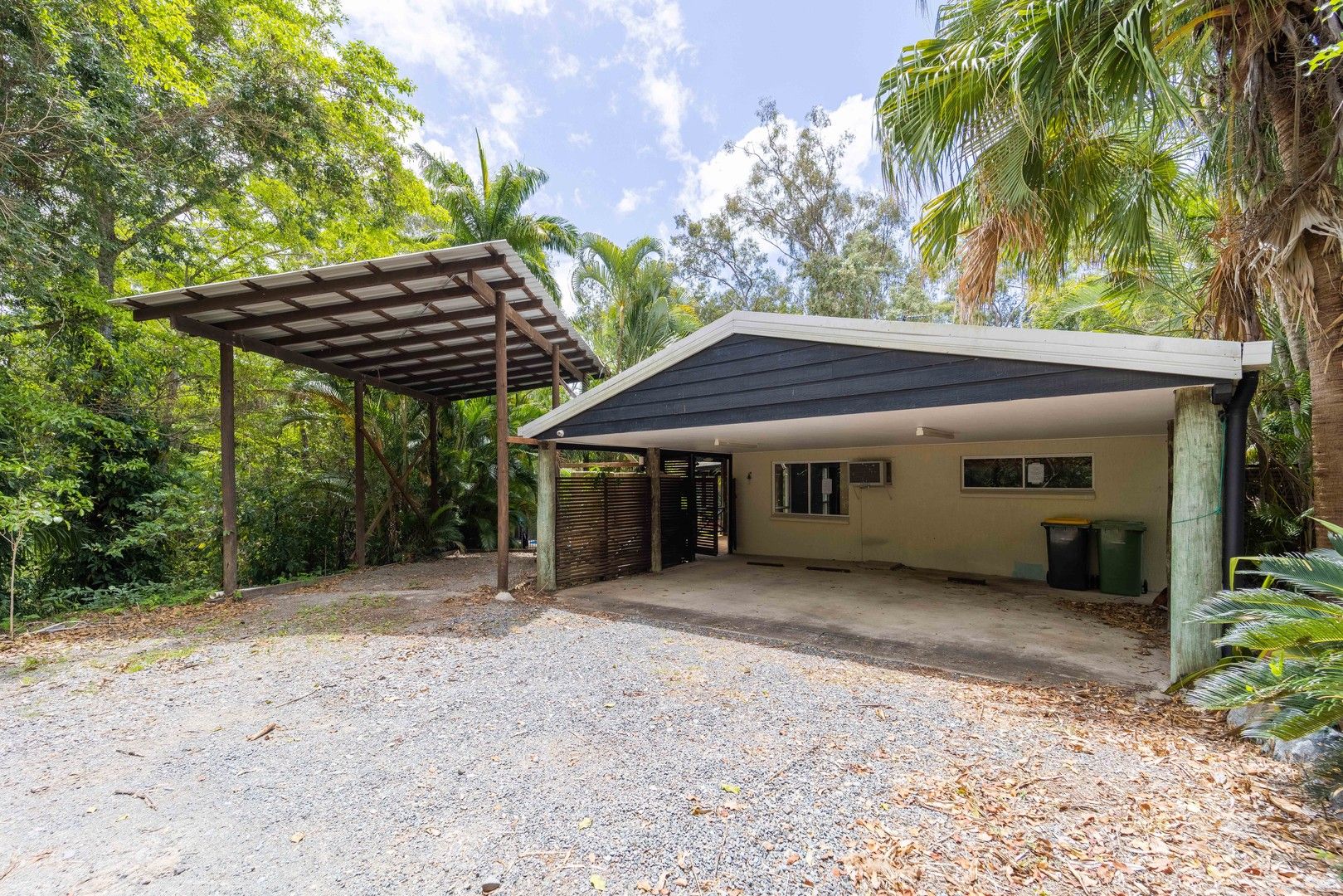 25 Eshelby Drive, Cannonvale QLD 4802, Image 2
