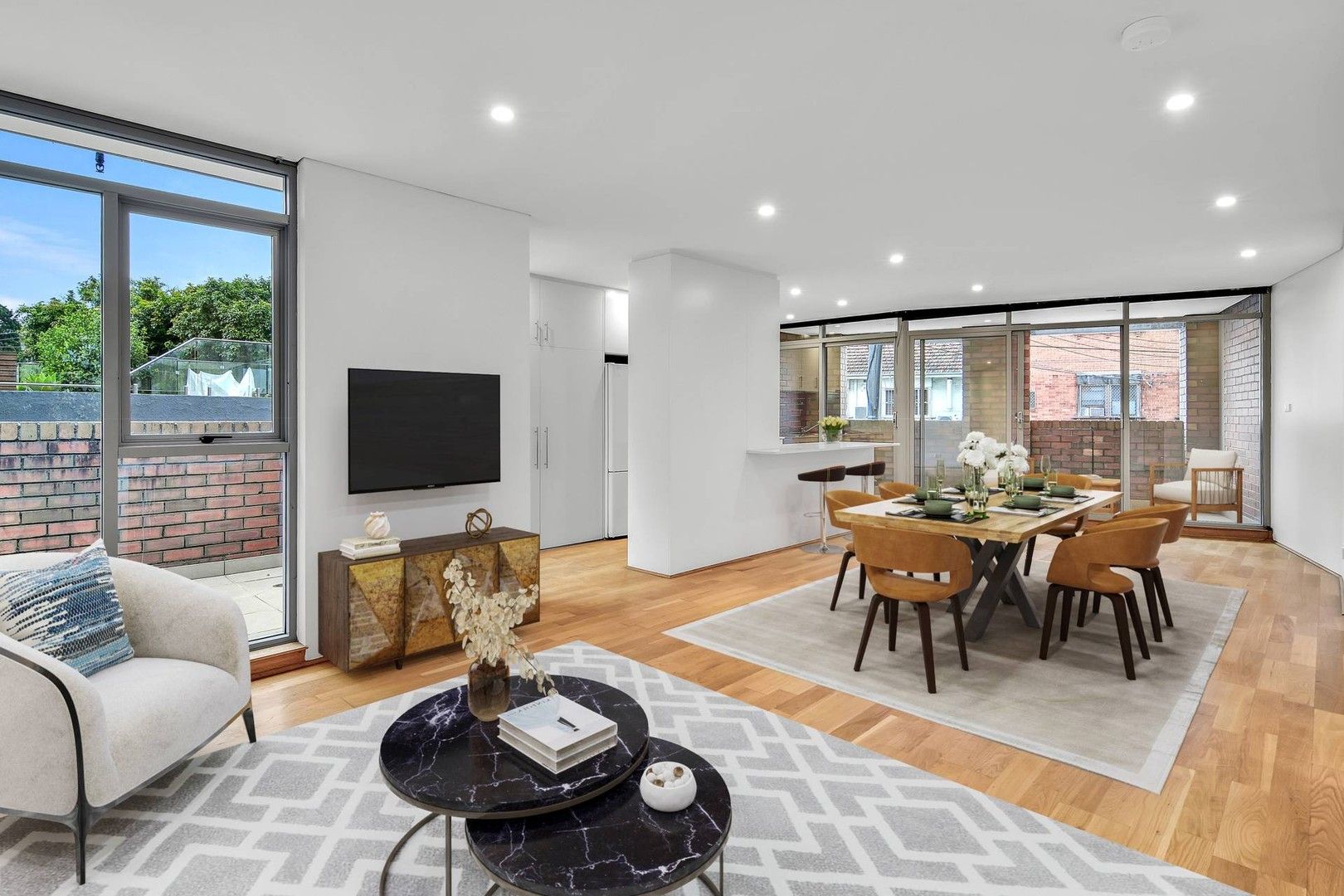 2 bedrooms Apartment / Unit / Flat in 2/596 Willoughby Road WILLOUGHBY NSW, 2068