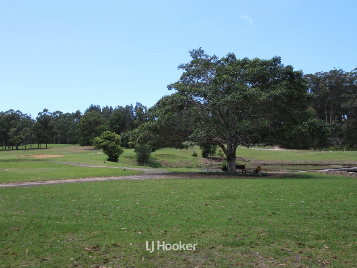 4 The Fairway, Tallwoods Village NSW 2430, Image 2