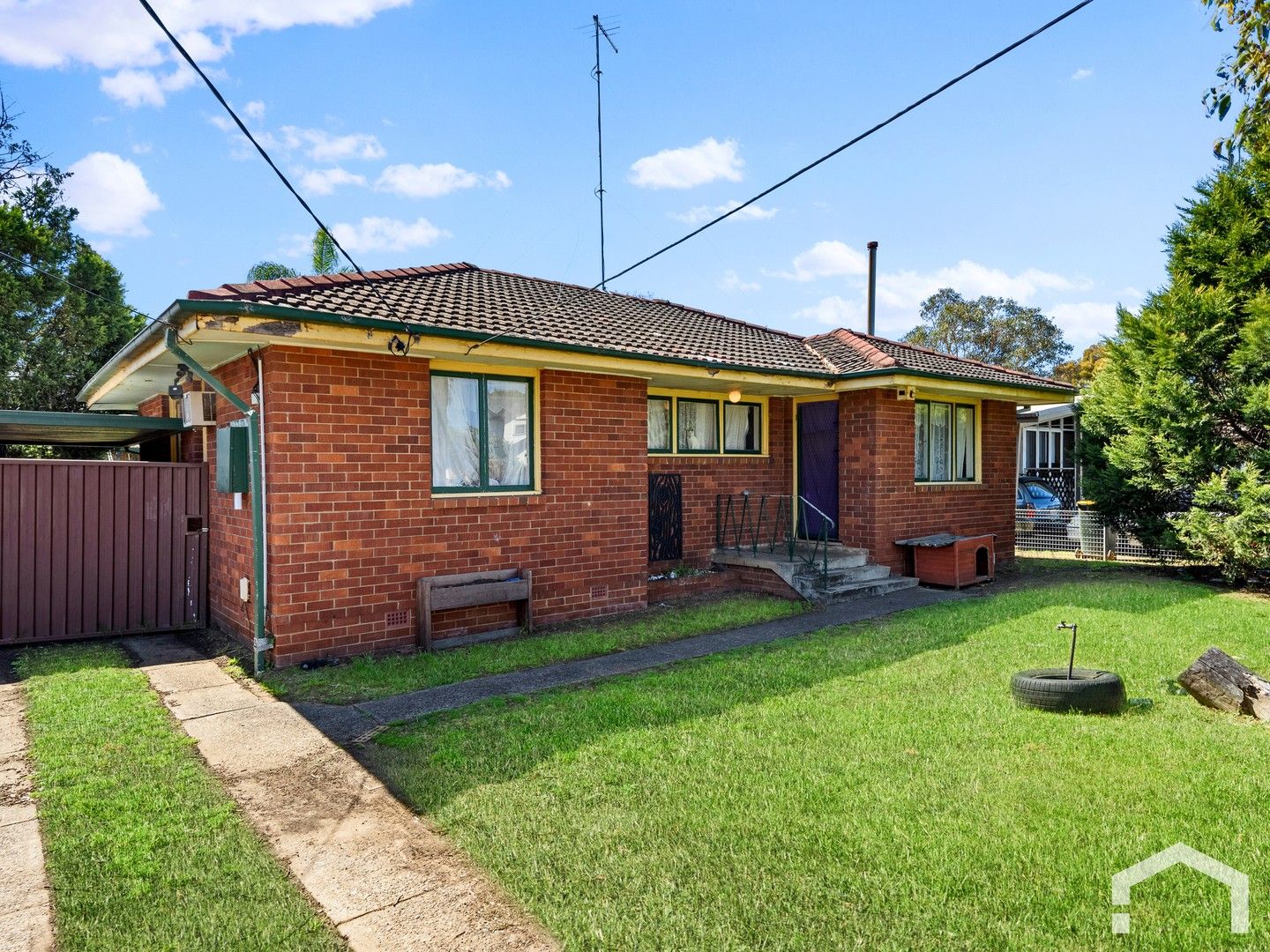 9 Lingayen Avenue, Lethbridge Park NSW 2770, Image 1