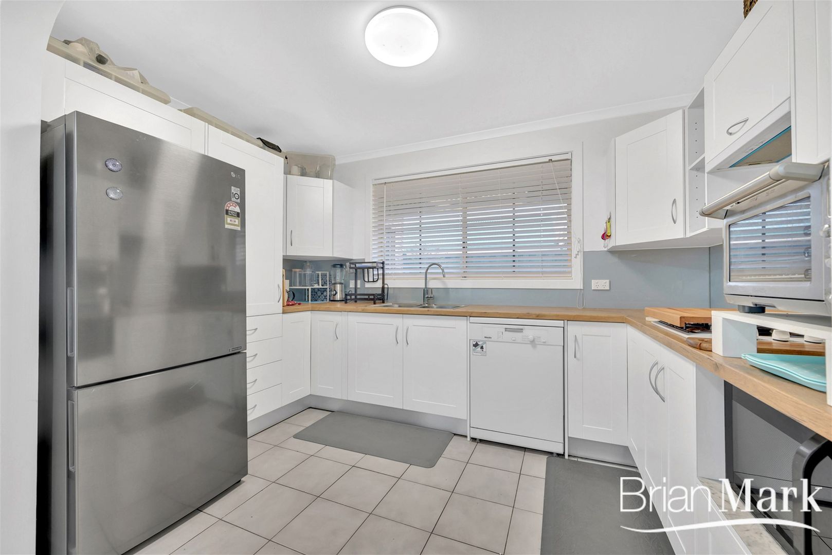 1/18 Cameron Drive, Hoppers Crossing VIC 3029, Image 1