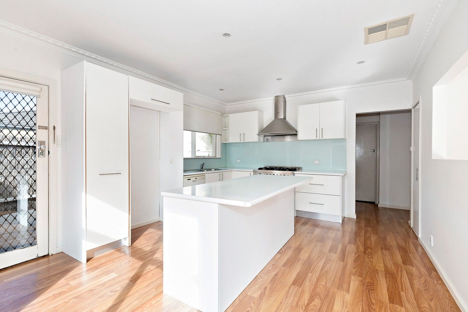 3 bedrooms Apartment / Unit / Flat in 1/36 Genista Street FRANKSTON SOUTH VIC, 3199