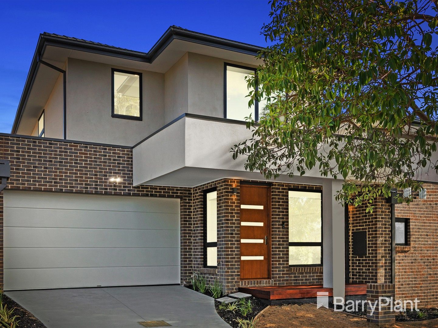 4 bedrooms House in 1 Driftwood Drive GLEN WAVERLEY VIC, 3150