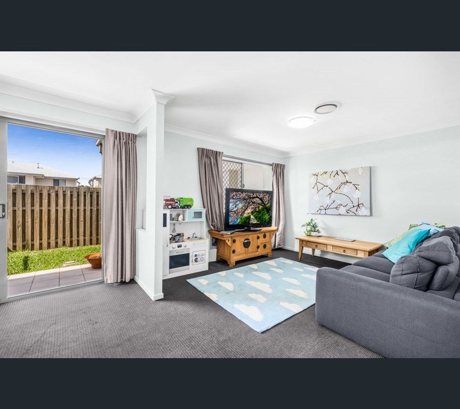 30/95 Lexey Crescent, Wakerley QLD 4154, Image 2