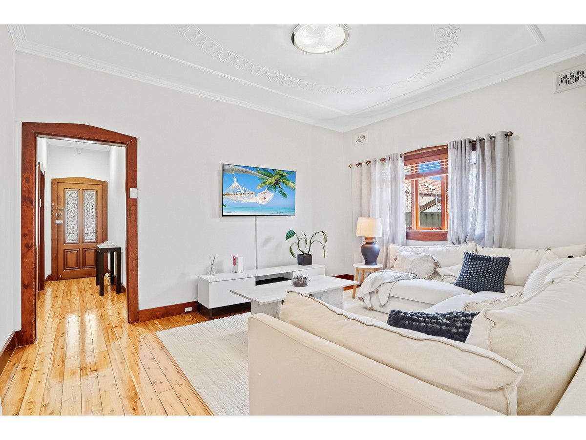 3 bedrooms House in 59 Burlington Avenue EARLWOOD NSW, 2206