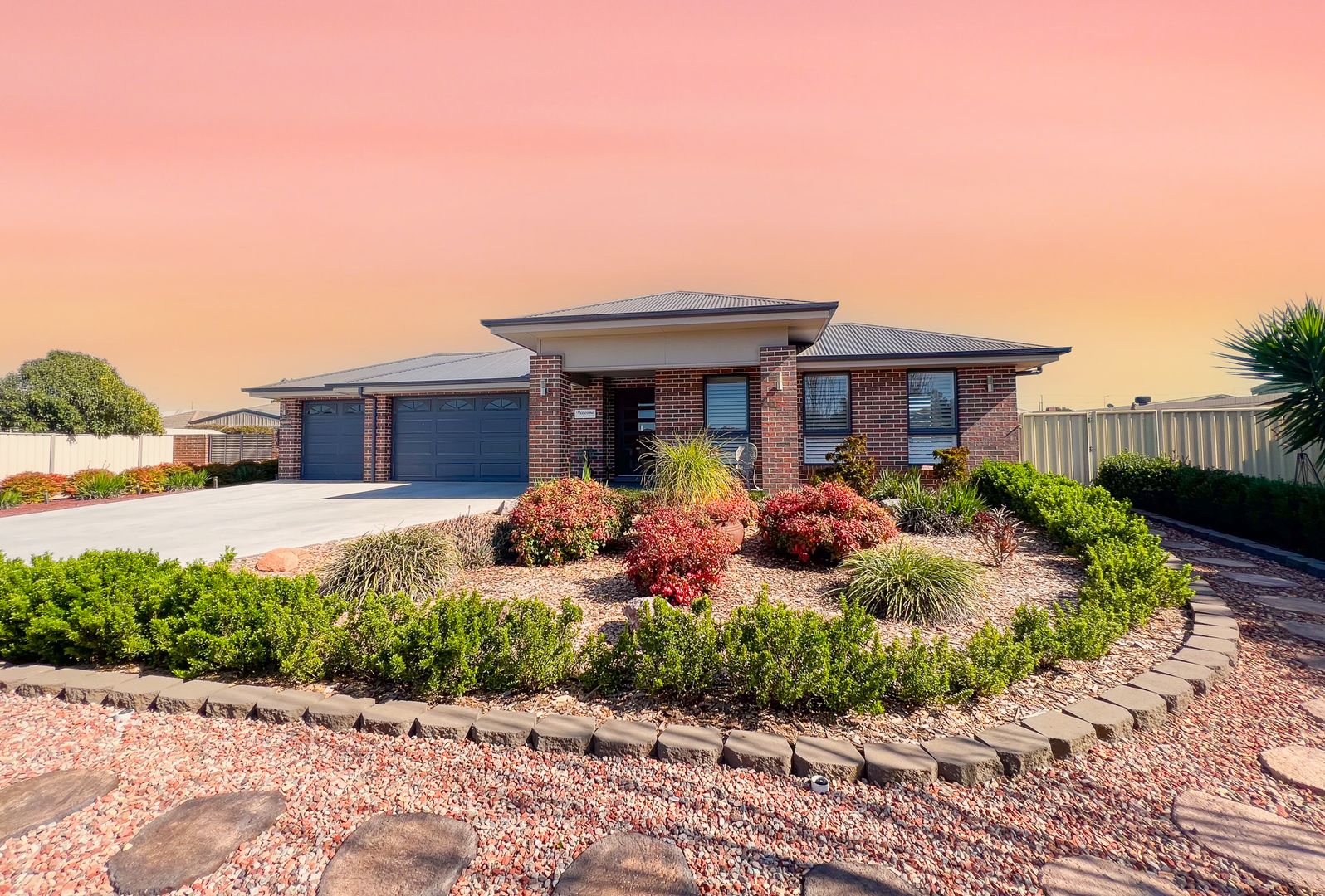 4 Carmelite Close, Parkes NSW 2870, Image 0