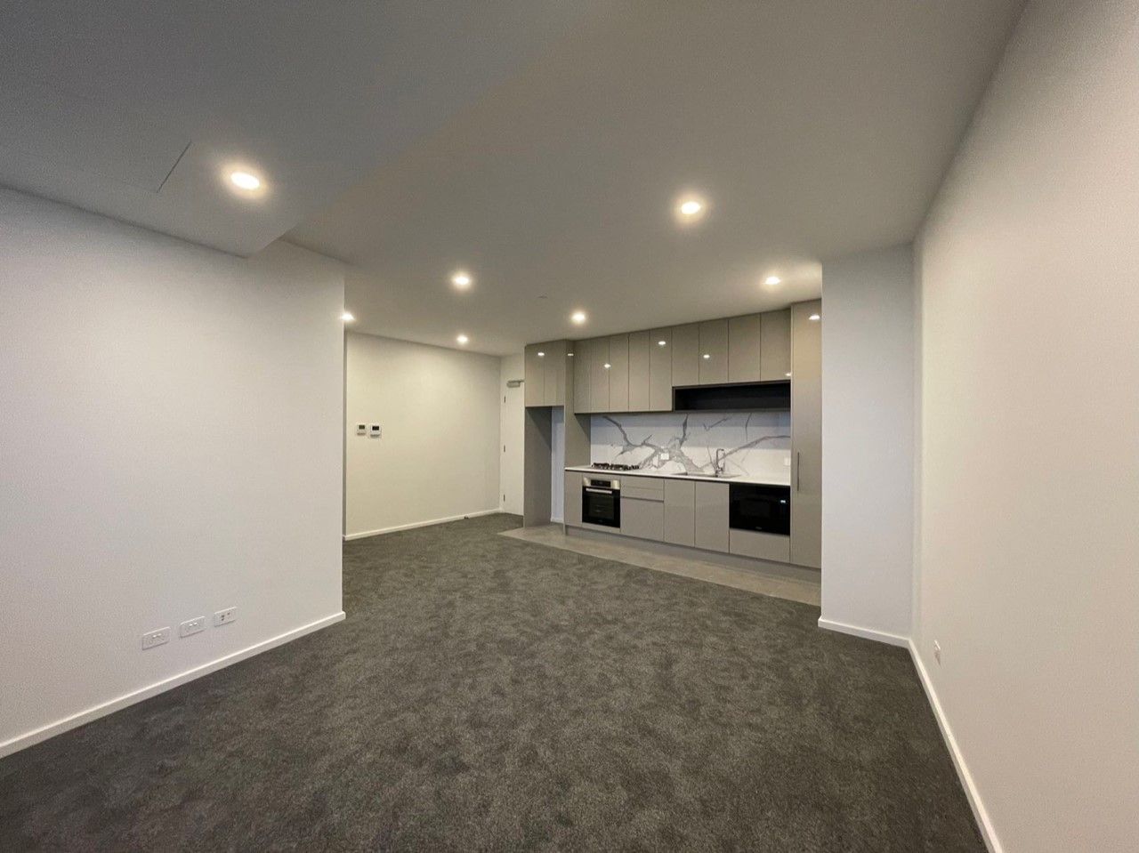 1 bedrooms Apartment / Unit / Flat in 4514/81 City Road SOUTHBANK VIC, 3006