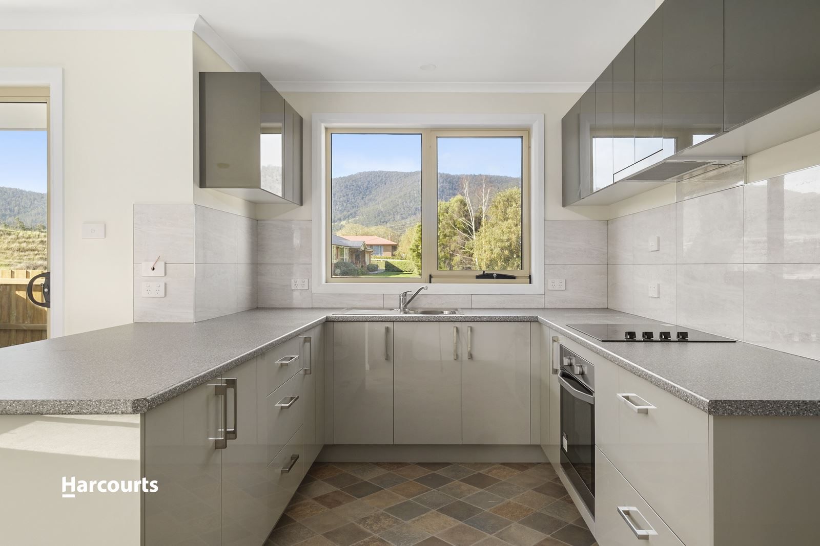 Unit 2/88 Main Street, Huonville TAS 7109, Image 1