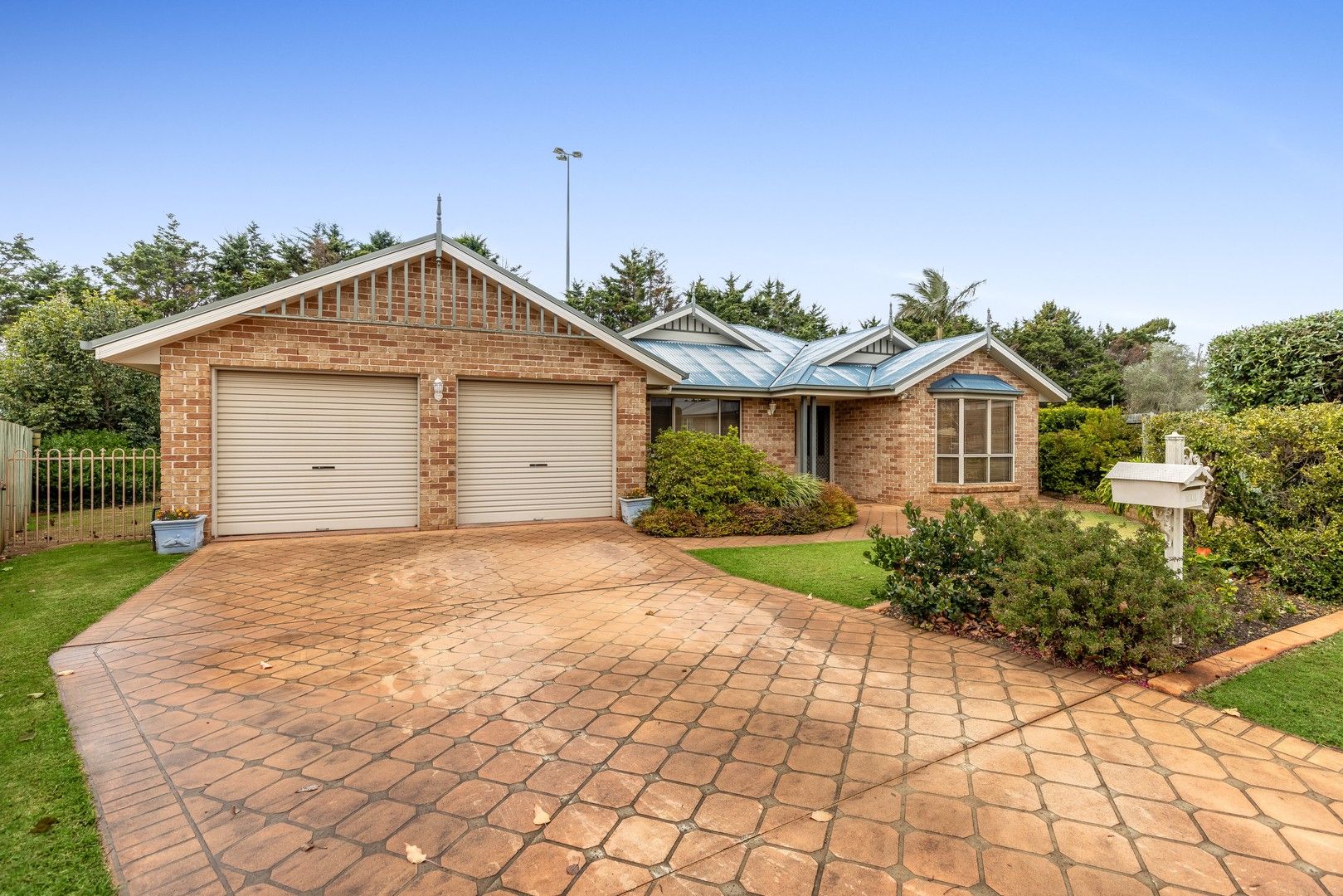 1 Lobwein Court, Middle Ridge QLD 4350, Image 0