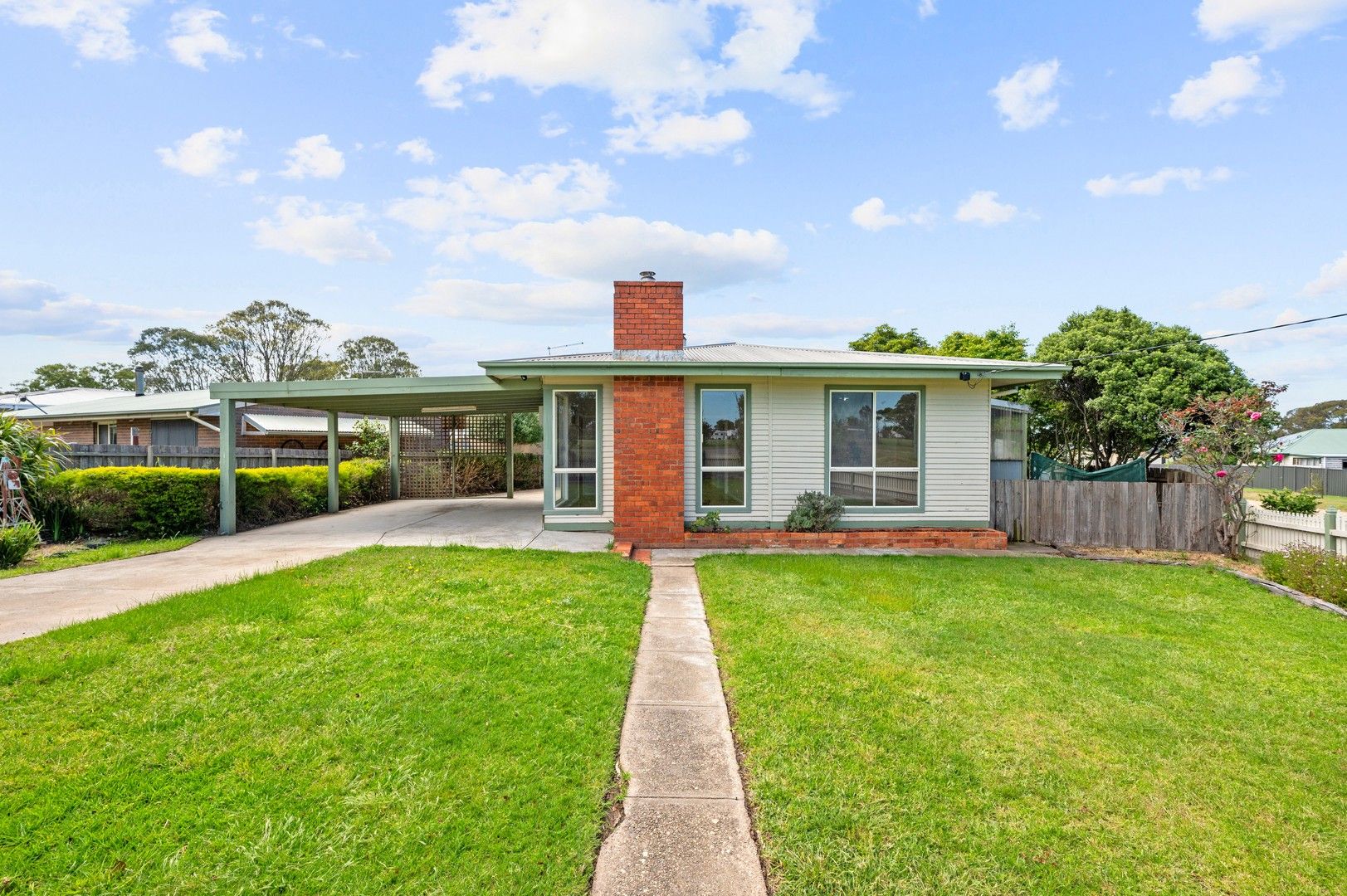 15 Gordon Street, Heyfield VIC 3858 Domain