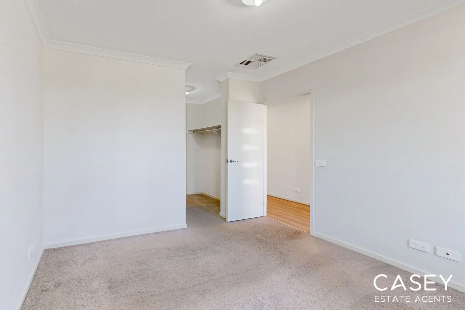 Additional image 6 of 28 Grande Belmond Avenue, Clyde VIC 3978