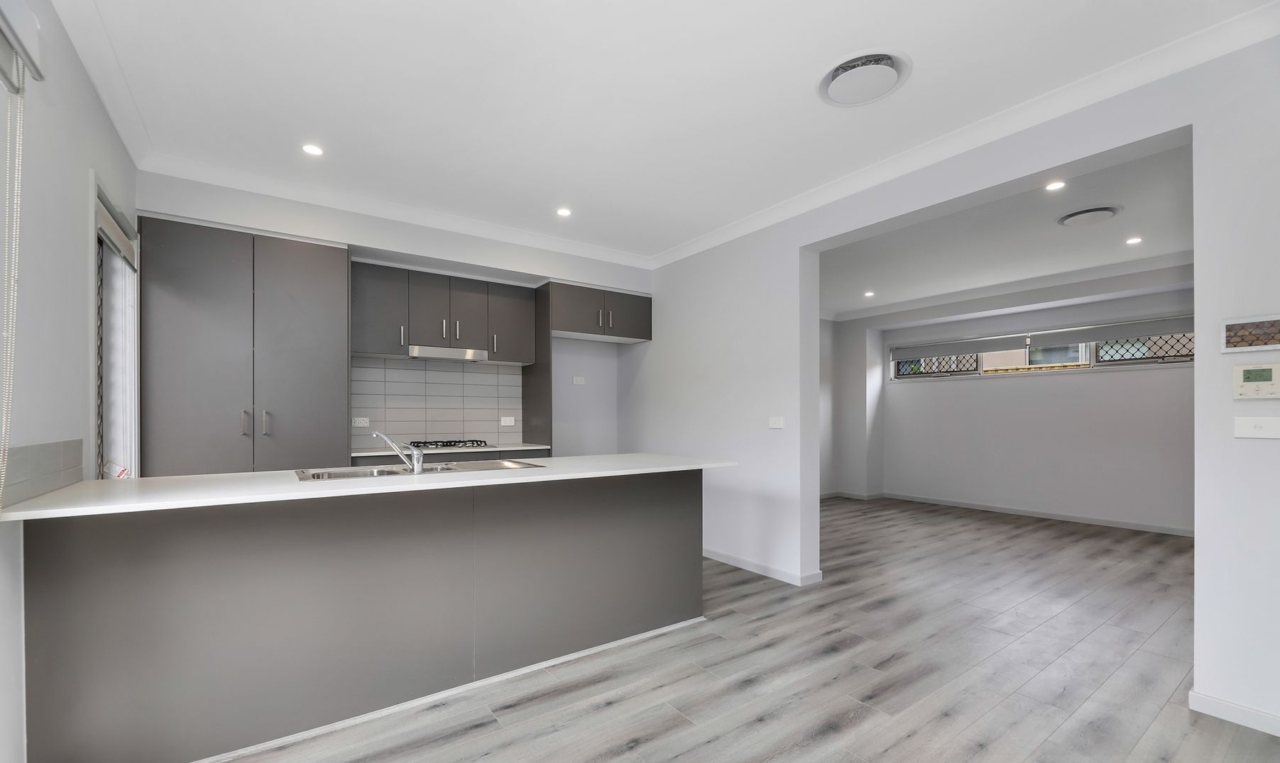 2/607 Geelong Road, Brooklyn VIC 3012, Image 2