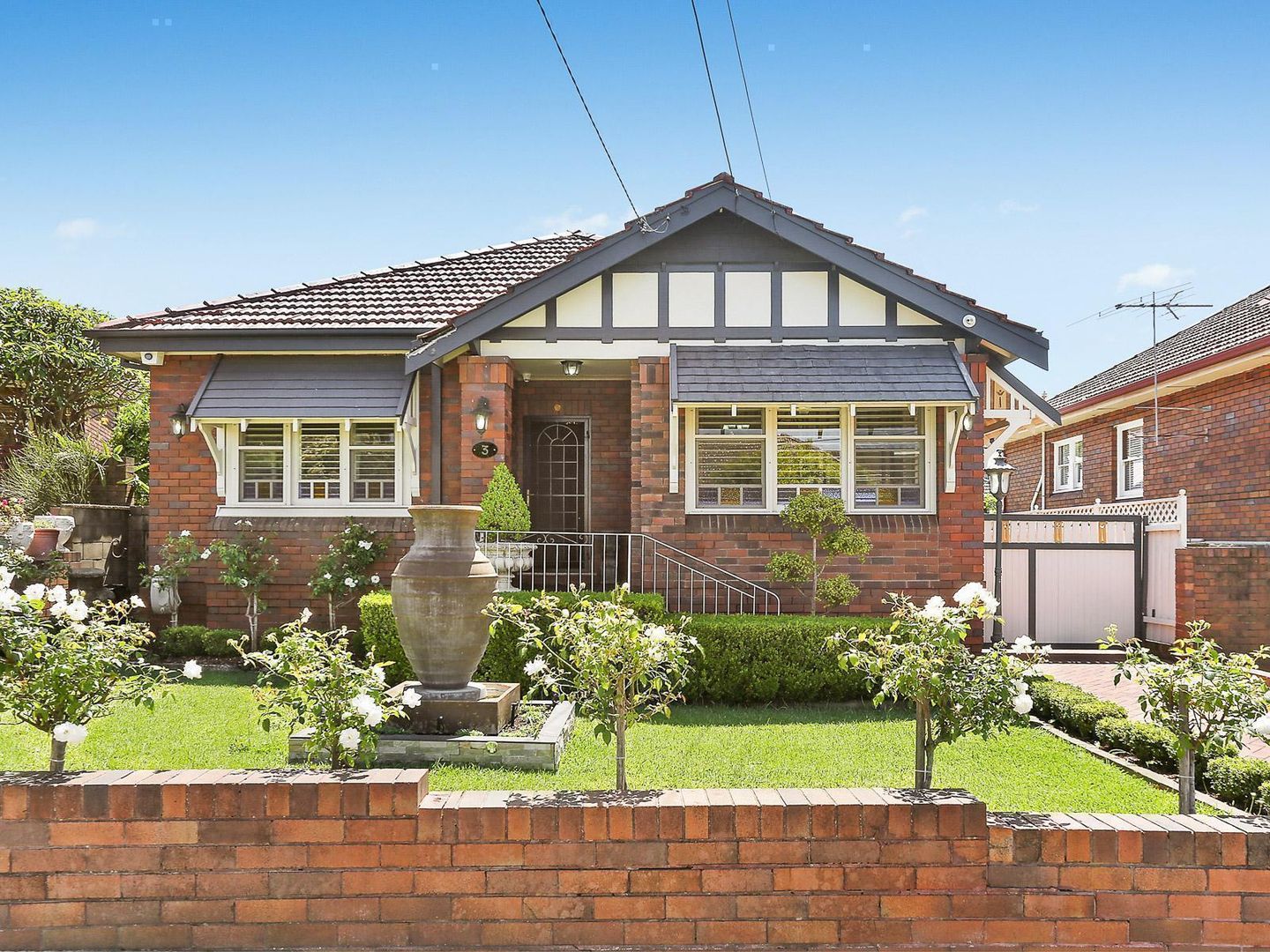 3 Dellwood Ave, Earlwood NSW 2206 House For Rent 875 Domain