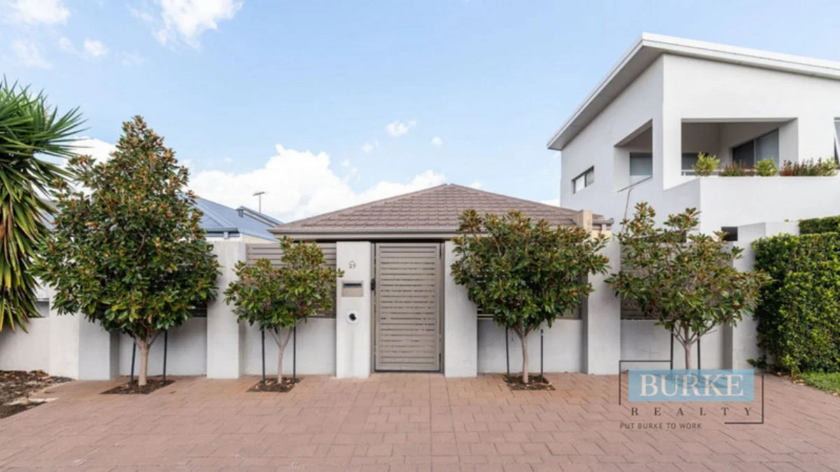 9 Athenny Way, Darch WA 6065