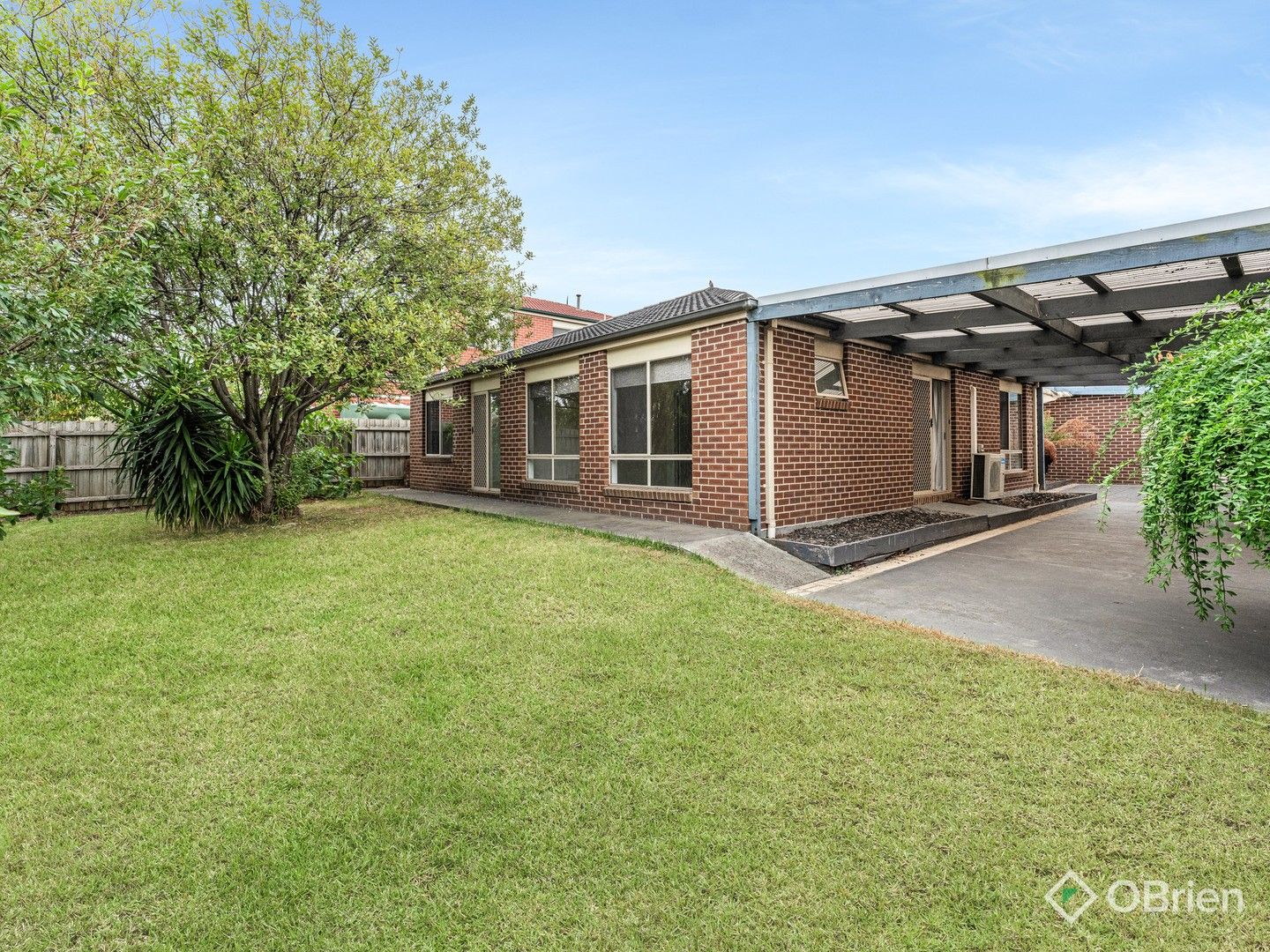 5 bedrooms House in 92 Brunnings Road CARRUM DOWNS VIC, 3201