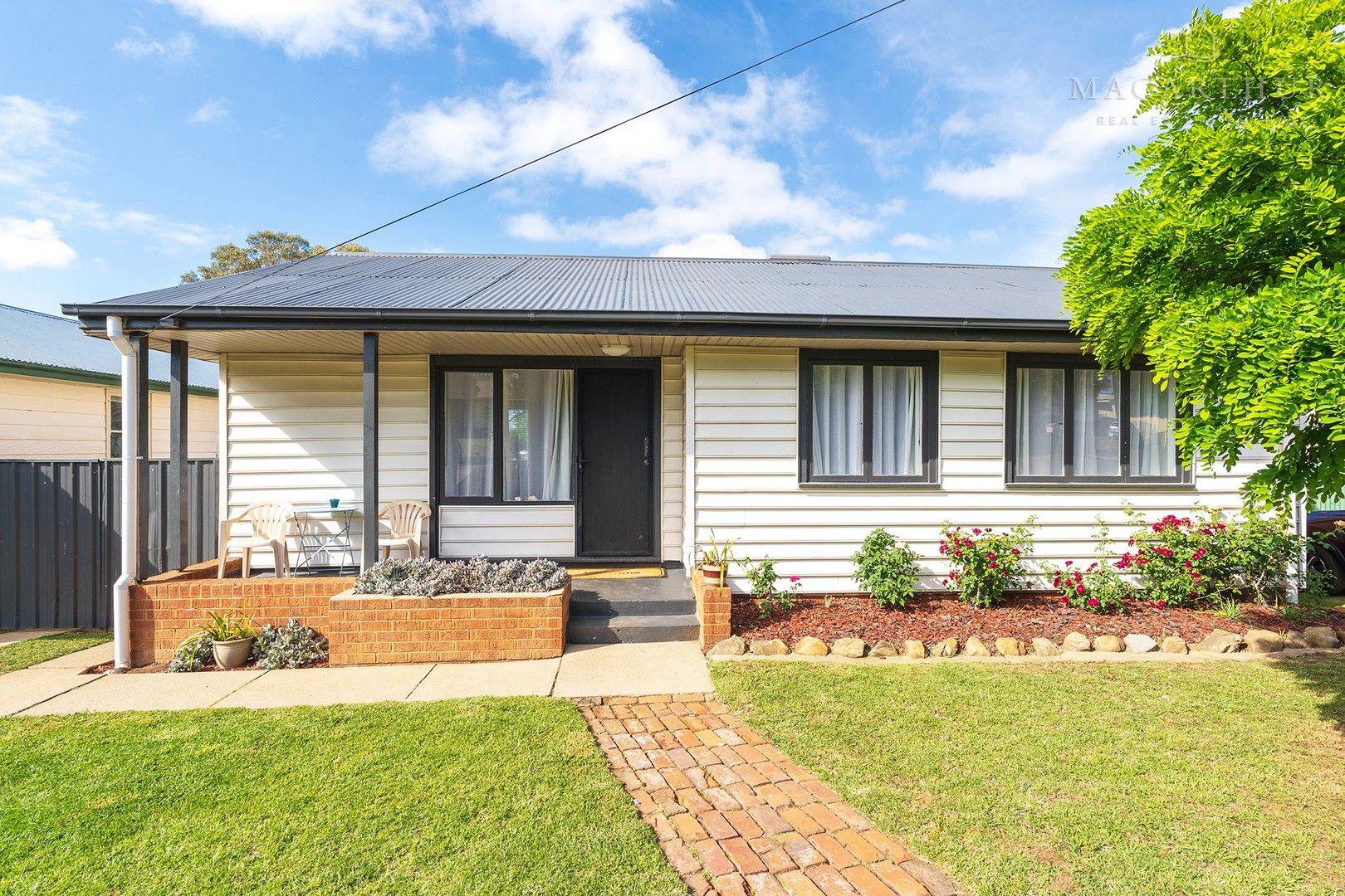 3 bedrooms House in 34 Gilmore Avenue MOUNT AUSTIN NSW, 2650