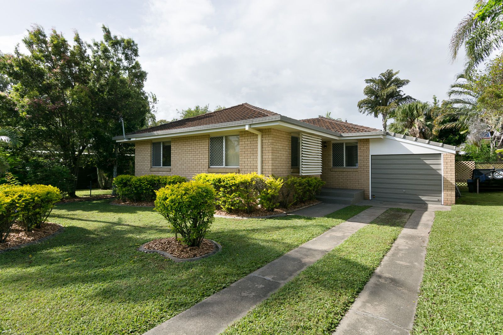 4 Thompson Street, Deception Bay QLD 4508 House For Rent 470 Domain