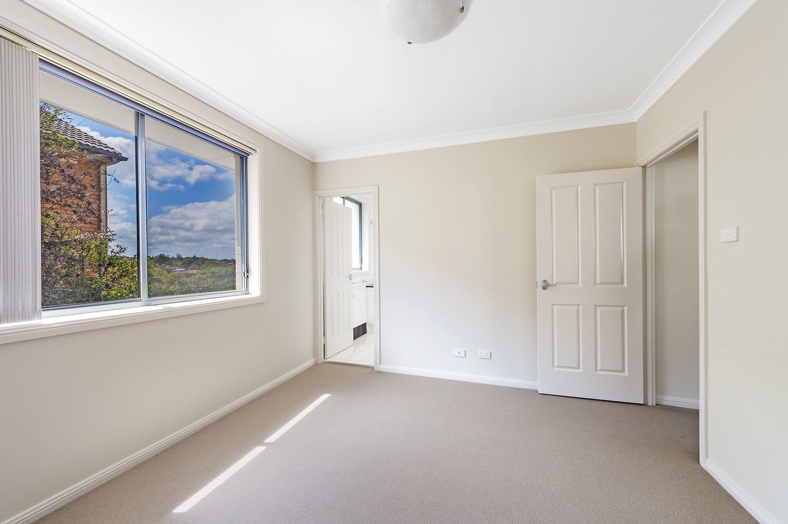 8/33-35 Walton Crescent, Abbotsford NSW 2046, Image 2