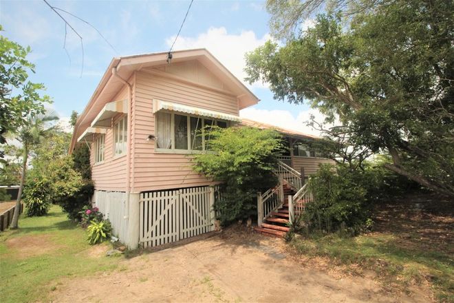 Picture of 81 Cypress Street, TORQUAY QLD 4655