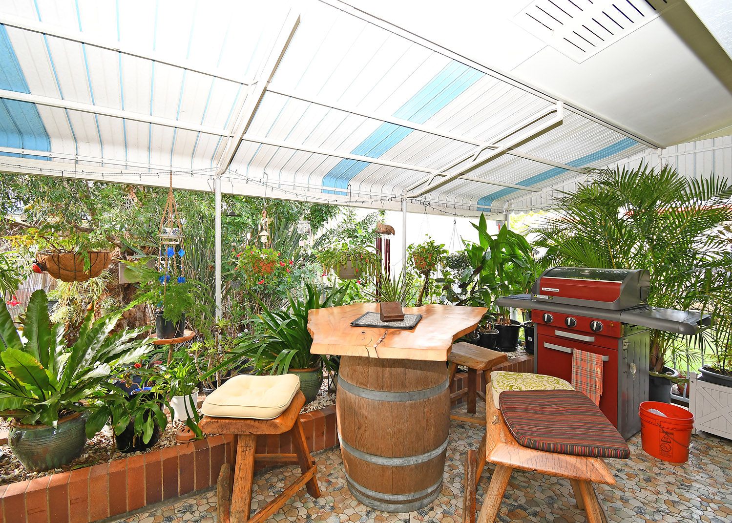309 Torquay Terrace, Torquay QLD 4655, Image 2