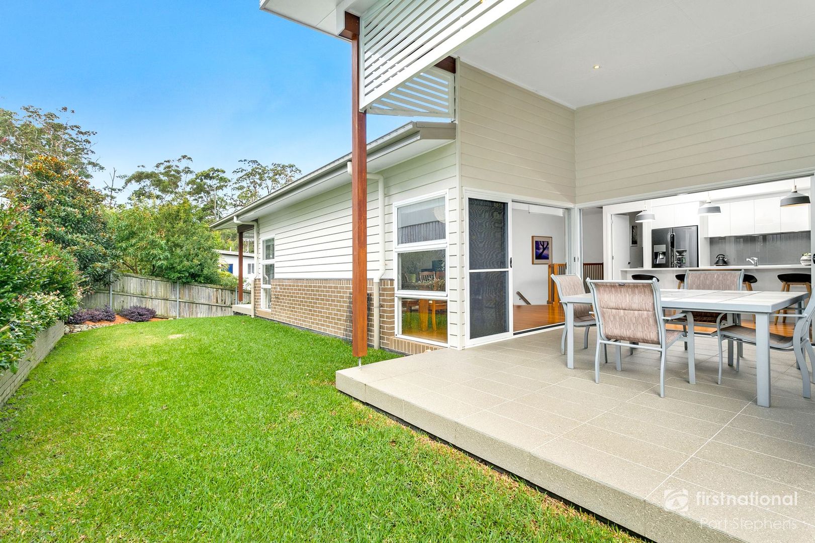 8 Dockside Avenue, Corlette NSW 2315, Image 2