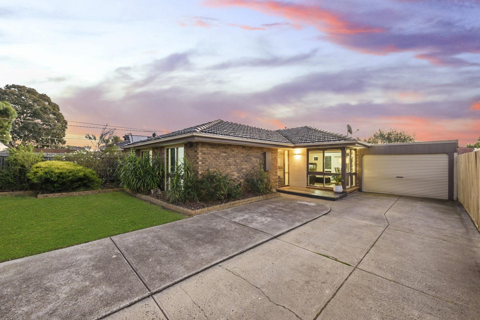 4 Rowan Drive, Kealba VIC 3021, Image 0