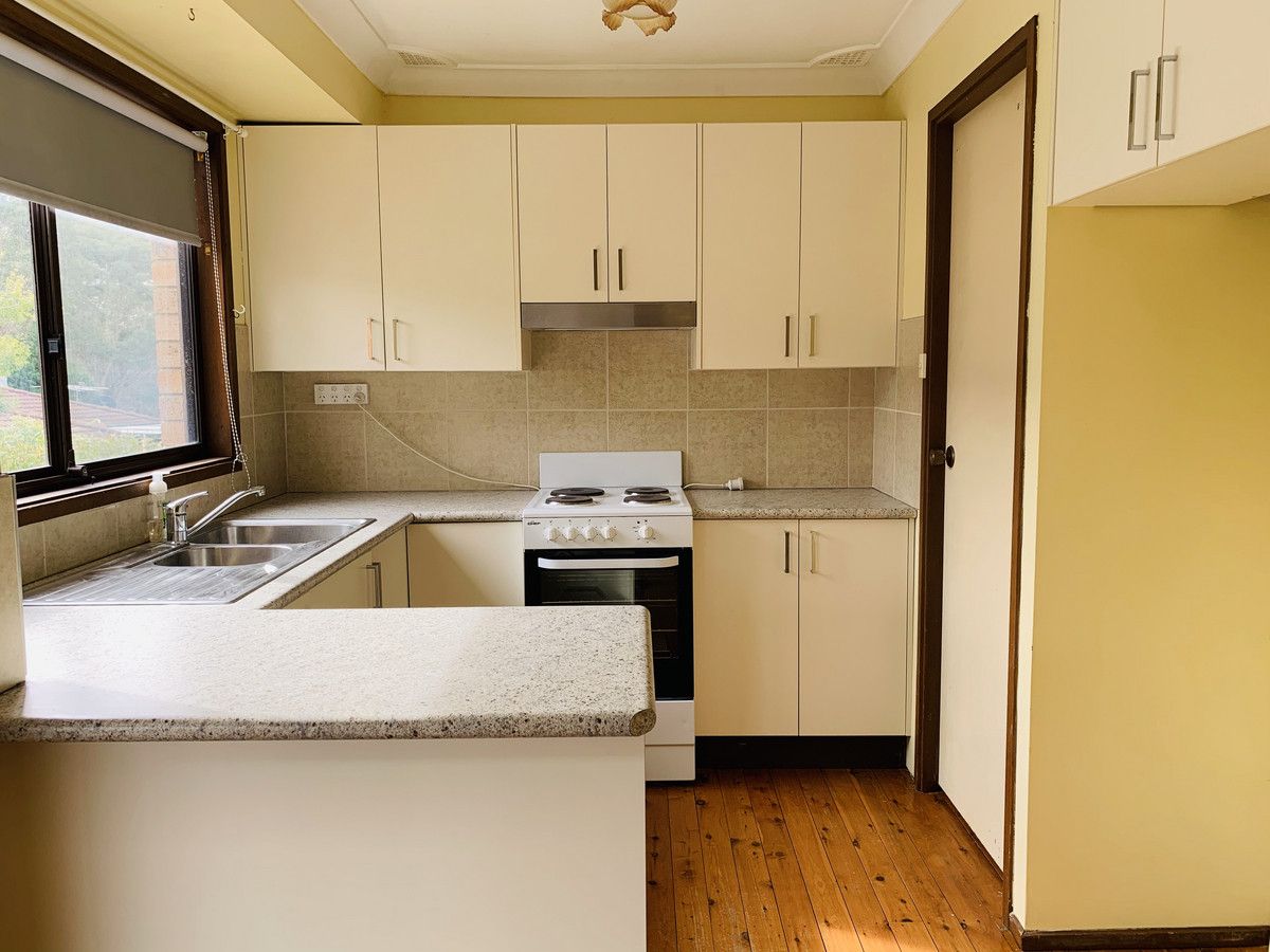 1/4 Bundy Place, Macquarie Fields NSW 2564 Villa For Rent Domain