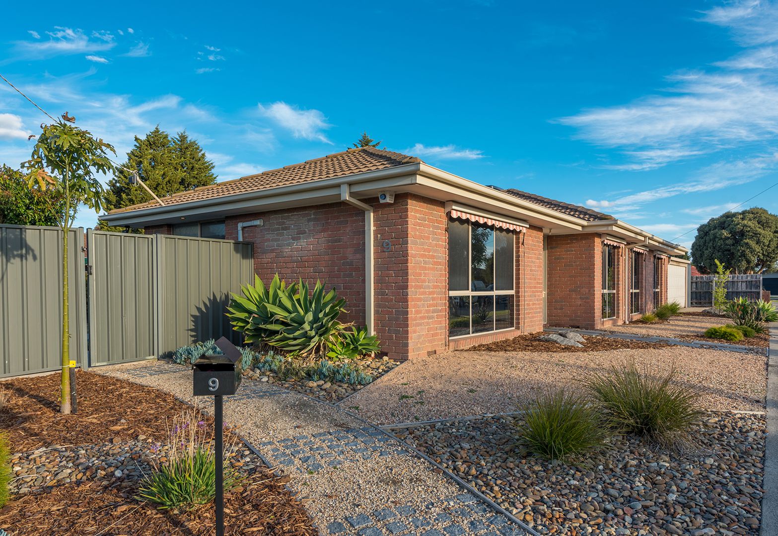 9 Farnborough Avenue, Craigieburn VIC 3064, Image 1